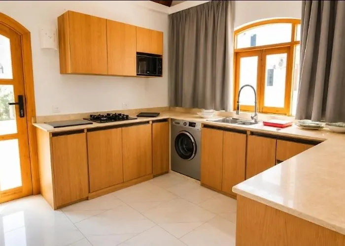 Tafida Villa *